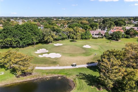 Copropriété à vendre à Tamarac, Floride: 2 chambres, 105.26 m2 № 1970476 - photo 4
