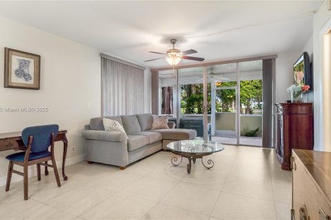 Copropriété à vendre à Tamarac, Floride: 2 chambres, 105.26 m2 № 1970476 - photo 12
