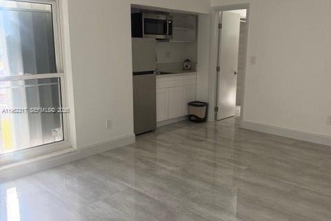 Коммерческая недвижимость в Катлер-Бей, Флорида № 2024986