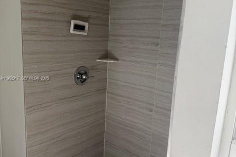 Снять в аренду коммерческую недвижимость в Катлер-Бей, Флорида № 2024986 - фото 4