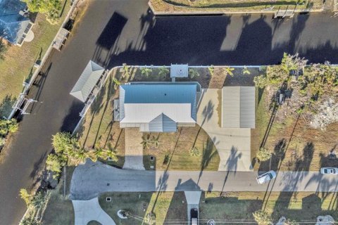 Casa en venta en Port Charlotte, Florida, 2 dormitorios, 149.76 m2 № 1566884 - foto 28