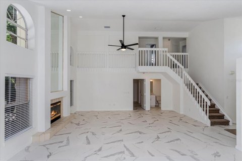 House in Orlando, Florida 4 bedrooms, 162.11 sq.m. № 1868908 - photo 5