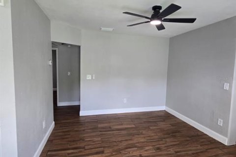 Casa en alquiler en Orlando, Florida, 3 dormitorios, 91.88 m2 № 1833408 - foto 3