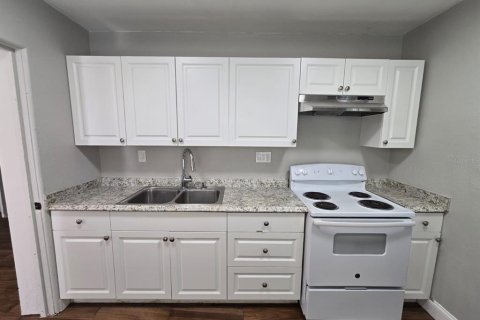 Casa en alquiler en Orlando, Florida, 3 dormitorios, 91.88 m2 № 1833408 - foto 6