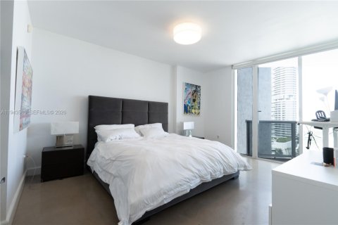 Condo in Miami Beach, Florida, 2 bedrooms  № 2059945 - photo 7