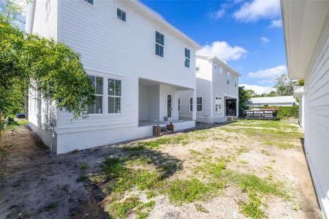 Casa en venta en Saint Petersburg, Florida, 5 dormitorios, 275.36 m2 № 1903083 - foto 7