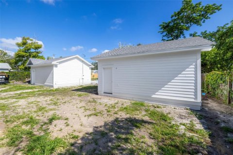 Casa en venta en Saint Petersburg, Florida, 5 dormitorios, 275.36 m2 № 1903083 - foto 9
