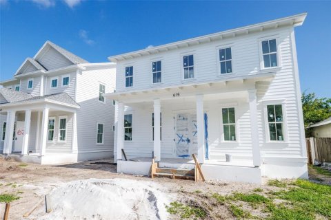 Casa en venta en Saint Petersburg, Florida, 5 dormitorios, 275.36 m2 № 1903083 - foto 2