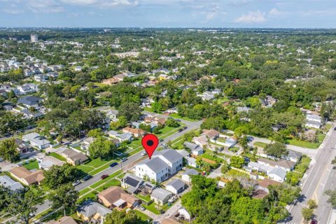 Casa en venta en Saint Petersburg, Florida, 5 dormitorios, 275.36 m2 № 1903083 - foto 15