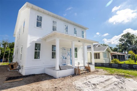 Casa en venta en Saint Petersburg, Florida, 5 dormitorios, 275.36 m2 № 1903083 - foto 3
