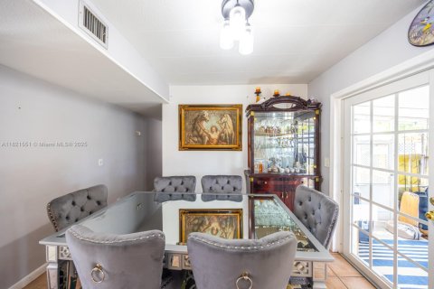 Casa en venta en Marathon, Florida, 4 dormitorios, 134.52 m2 № 2035316 - foto 15