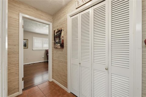 House in Palm Harbor, Florida 3 bedrooms, 154.22 sq.m. № 2412614 - photo 29