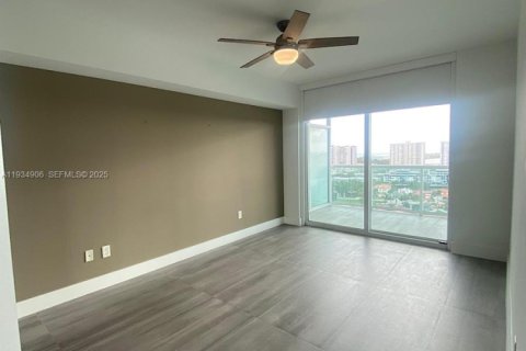 Снять в аренду кондоминиум в Санни-Айлс-Бич, Флорида 3 спальни, 162.86м2, № 1993106 - фото 16