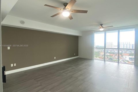 Снять в аренду кондоминиум в Санни-Айлс-Бич, Флорида 3 спальни, 162.86м2, № 1993106 - фото 20