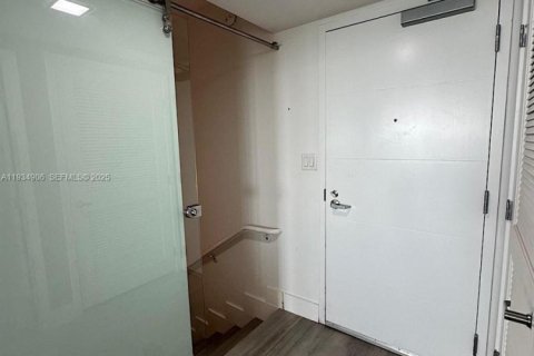 Снять в аренду кондоминиум в Санни-Айлс-Бич, Флорида 3 спальни, 162.86м2, № 1993106 - фото 9