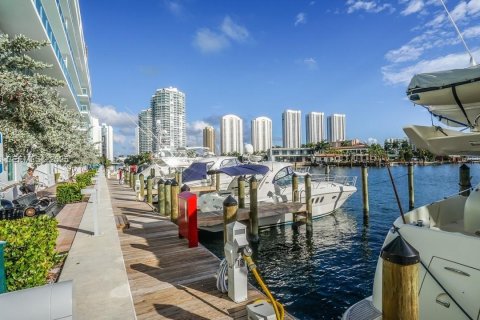 Снять в аренду кондоминиум в Санни-Айлс-Бич, Флорида 3 спальни, 162.86м2, № 1993106 - фото 27