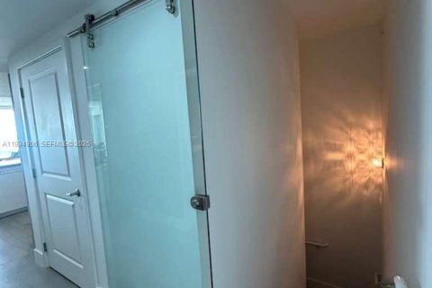 Снять в аренду кондоминиум в Санни-Айлс-Бич, Флорида 3 спальни, 162.86м2, № 1993106 - фото 10