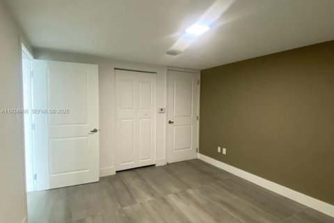 Снять в аренду кондоминиум в Санни-Айлс-Бич, Флорида 3 спальни, 162.86м2, № 1993106 - фото 14