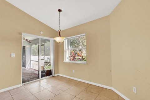 Casa en venta en Port St. Lucie, Florida, 3 dormitorios, 170.75 m2 № 2181745 - foto 18