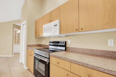 Casa en venta en Port St. Lucie, Florida, 3 dormitorios, 170.75 m2 № 2181745 - foto 14