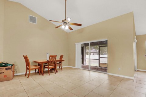 Casa en venta en Port St. Lucie, Florida, 3 dormitorios, 170.75 m2 № 2181745 - foto 6