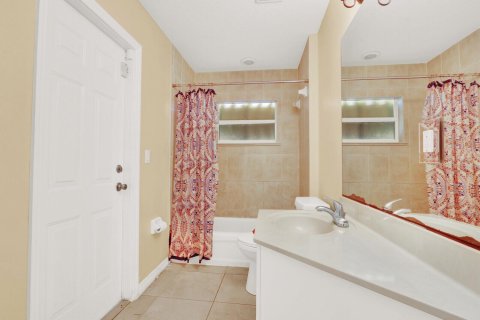 Casa en venta en Port St. Lucie, Florida, 3 dormitorios, 170.75 m2 № 2181745 - foto 21