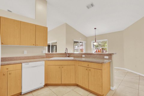 Casa en venta en Port St. Lucie, Florida, 3 dormitorios, 170.75 m2 № 2181745 - foto 15