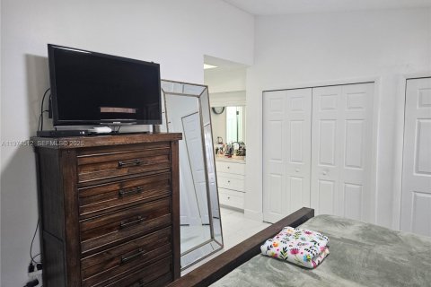 Купить таунхаус в Хайалиа, Флорида 2 спальни, 99.5м2, № 2036010 - фото 18