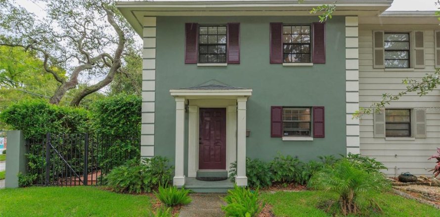 Adosado en Tampa, Florida 2 dormitorios, 138.98 m2 № 1562885