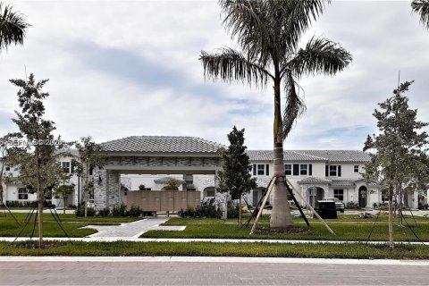 Touwnhouse à louer à Homestead, Floride: 3 chambres, 123.37 m2 № 2088272 - photo 3