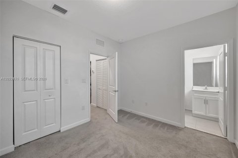 Touwnhouse à louer à Homestead, Floride: 3 chambres, 123.37 m2 № 2088272 - photo 18