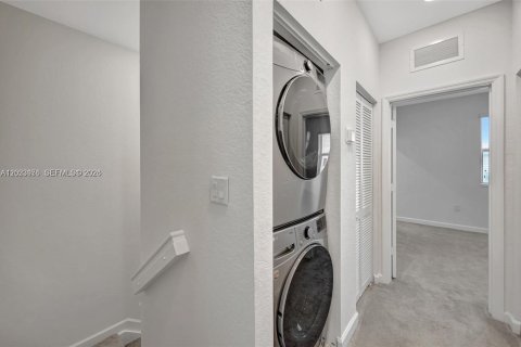 Touwnhouse à louer à Homestead, Floride: 3 chambres, 123.37 m2 № 2088272 - photo 22