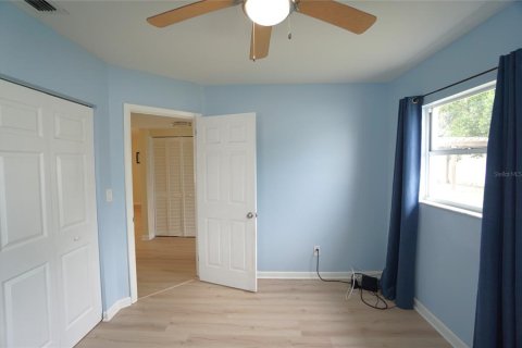 Villa ou maison à louer à Tampa, Floride: 2 chambres, 72.46 m2 № 1910757 - photo 9