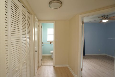 Villa ou maison à louer à Tampa, Floride: 2 chambres, 72.46 m2 № 1910757 - photo 7