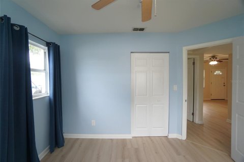 Villa ou maison à louer à Tampa, Floride: 2 chambres, 72.46 m2 № 1910757 - photo 8