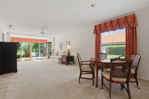 House in Sarasota, Florida 2 bedrooms, 121.98 sq.m. № 2096220 - photo 17
