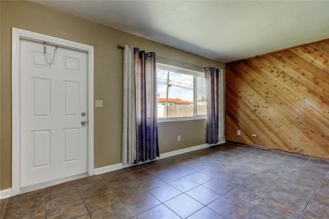 House in Clearwater, Florida 2 bedrooms, 128.58 sq.m. № 1734475 - photo 6