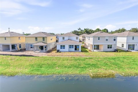 House in Palmetto, Florida 4 bedrooms, 197.88 sq.m. № 2119843 - photo 7