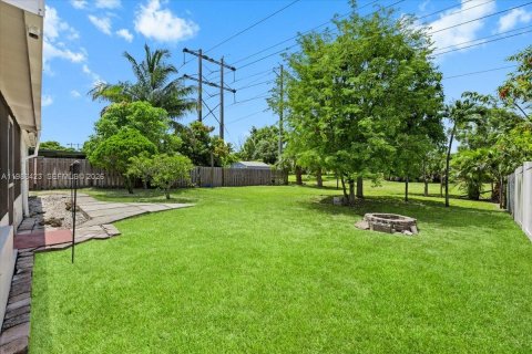 Casa en venta en Margate, Florida, 3 dormitorios, 118.64 m2 № 2050214 - foto 29