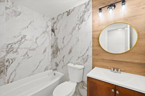Casa en venta en Margate, Florida, 3 dormitorios, 118.64 m2 № 2050214 - foto 17
