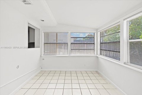 Casa en venta en Margate, Florida, 3 dormitorios, 118.64 m2 № 2050214 - foto 13
