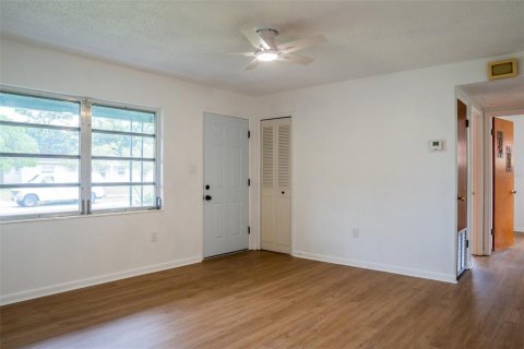 Casa en venta en Orlando, Florida, 3 dormitorios, 83.33 m2 № 1907102 - foto 6