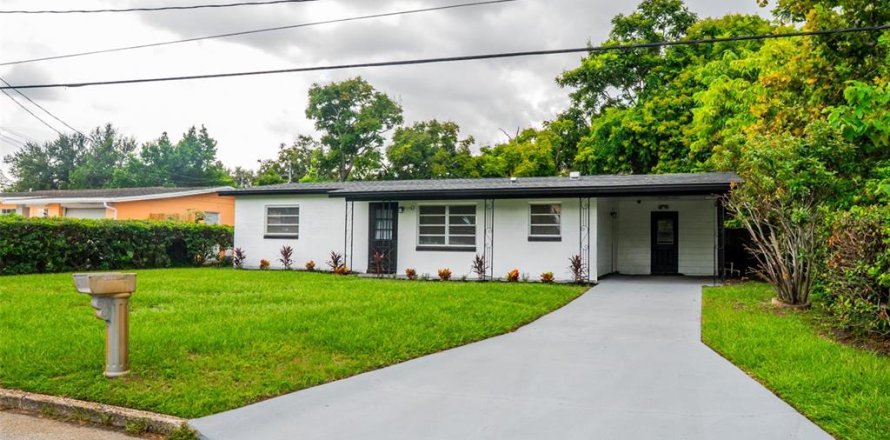 Casa en Orlando, Florida 3 dormitorios, 83.33 m2 № 1907102