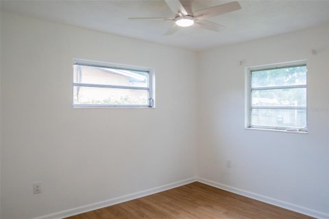 Casa en venta en Orlando, Florida, 3 dormitorios, 83.33 m2 № 1907102 - foto 15