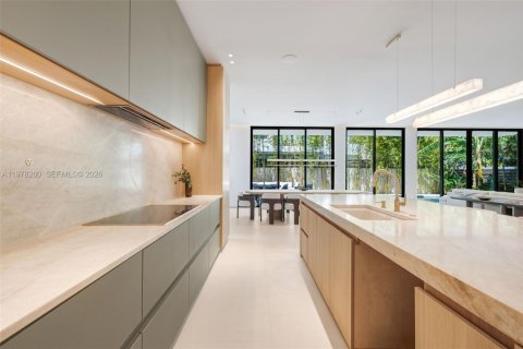 Купить виллу или дом в Майами, Флорида 4 спальни, 319.77м2, № 2050525 - фото 23