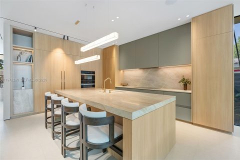 Купить виллу или дом в Майами, Флорида 4 спальни, 319.77м2, № 2050525 - фото 18