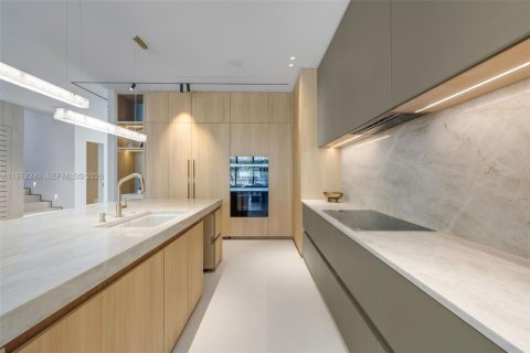 Купить виллу или дом в Майами, Флорида 4 спальни, 319.77м2, № 2050525 - фото 19