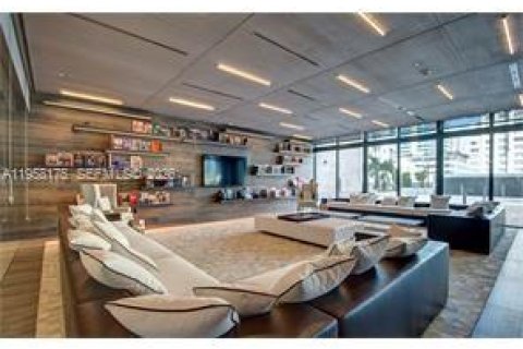 Condo in Miami, Florida  № 2020679 - photo 6