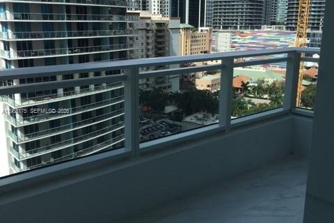 Condo in Miami, Florida  № 2020679 - photo 8