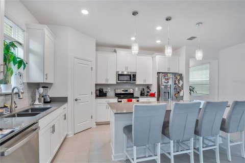 House in Orlando, Florida 4 bedrooms, 231.88 sq.m. № 1847591 - photo 27
